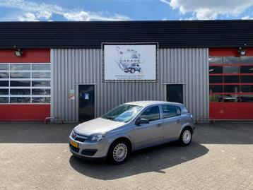 Opel Astra 1.4 16V 5D 2004 Grijs beschikbaar voor biedingen