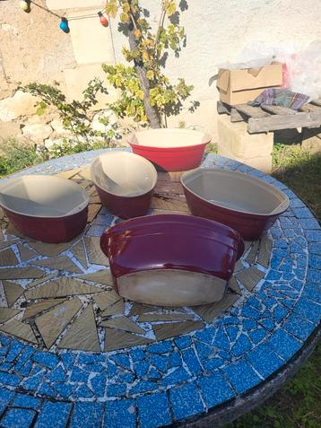 Ovenschalen, diverse kleuren, vormen. beschikbaar voor biedingen