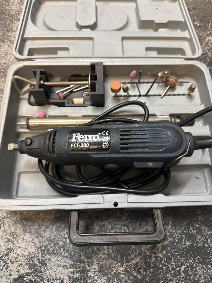 Ferm FCT-300 Multitool met Accessoires, Doe-het-zelf en Verbouw, Gereedschap | Overige machines, Gebruikt, Ophalen