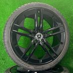 Originele 21 inch Mercedes velgen met winterbanden EQE V295, Auto-onderdelen, Banden en Velgen, Gebruikt, 255 mm, Banden en Velgen