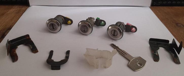 Nissan Micra K11 - SLOTENSET - voor Mk1 en Mk2, Auto diversen, Overige Auto diversen, Verzenden