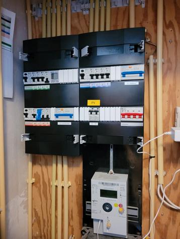 Groepenkast installatie door elektricien beschikbaar voor biedingen