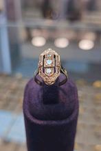 Prachtige Art Deco Diamant wit gouden ring 0.70 ct vs