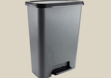 Prachtige zwarte pedaalemmer 50L beschikbaar voor biedingen