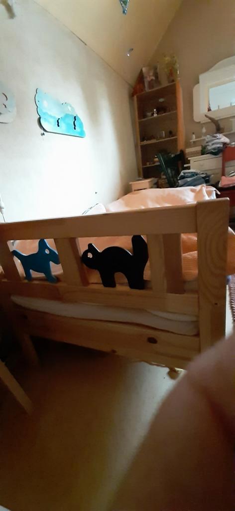 kinderbed 1.70mx80cm, Kinderen en Baby's, Kinderkamer | Bedden, Gebruikt, 160 tot 180 cm, 70 tot 85 cm, Lattenbodem, Matras, Ophalen