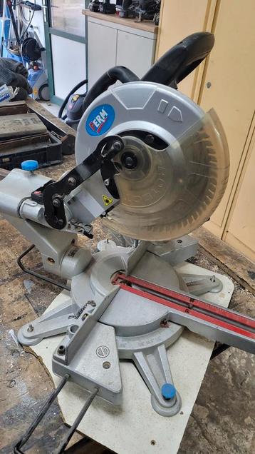 Afkortzaag Hout - Nieuw Zaagblad - 30cm Zaagcapaciteit beschikbaar voor biedingen