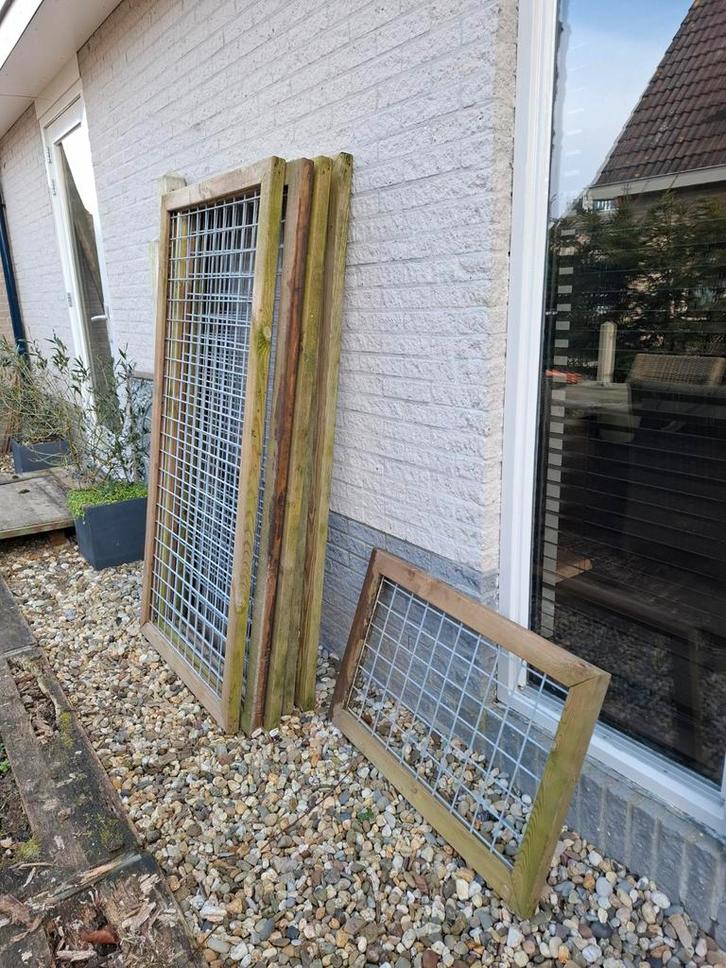 ZGAN Douglas schuttingdelen met palen en bodemplaten +-10mtr, Tuin en Terras, Schuttingen, Zo goed als nieuw, Hout, 1 tot 2 meter