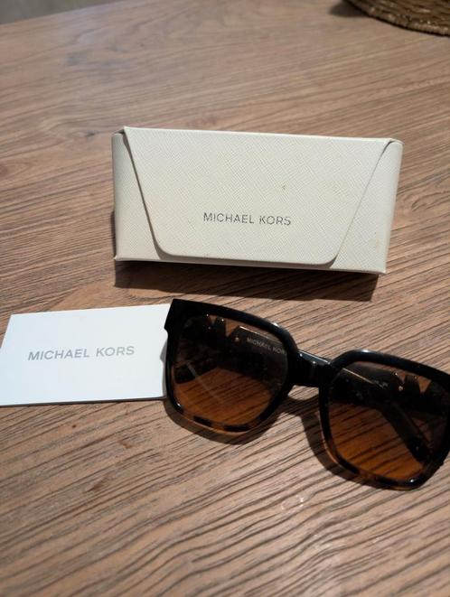 Zonnebril Micheal kors, Sieraden, Tassen en Uiterlijk, Zonnebrillen en Brillen | Dames, Zo goed als nieuw, Zonnebril, Overige merken