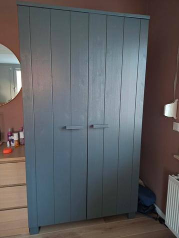 Woood Dennis kast grenen steel grey beschikbaar voor biedingen