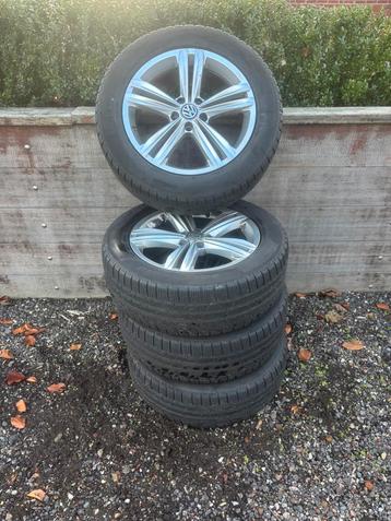 Winterbanden Volkswagen tiguan 18 inch origineel Pirelli beschikbaar voor biedingen