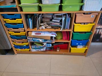 Schoolkast Schilte/ kinderkast/ speelgoedkast beschikbaar voor biedingen