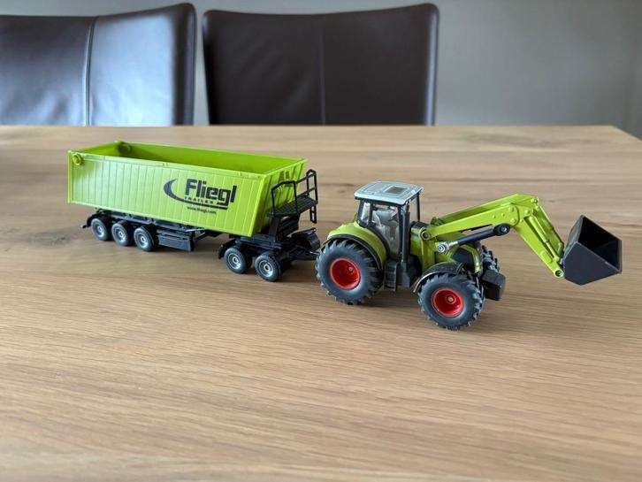 Siku tractor met aanhanger, Hobby en Vrije tijd, Modelauto's | 1:50, Zo goed als nieuw, Auto, SIKU, Ophalen of Verzenden