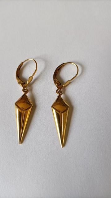 Oude gouden oorbellen, 14 krt beschikbaar voor biedingen