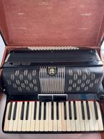 Accordeon, Muziek en Instrumenten, Ophalen, Gebruikt, Met koffer of draagtas