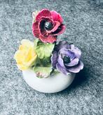 Aynsley handgemaakt Engels porse porselein beeldje bloemen, Ophalen of Verzenden, Beeldje(s), Zo goed als nieuw, Porselein