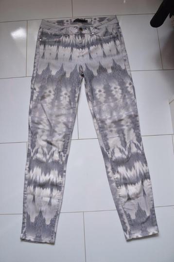 Karen Millen broek, maat 38.  beschikbaar voor biedingen