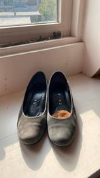 Gabor, grijze suede pumps mt 6,5, Kleding | Dames, Schoenen, Ophalen of Verzenden, Zo goed als nieuw, Grijs