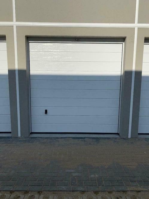Te koop/ Te huur Garagebox / werkruimte 21 m3 te Heinenoord, Auto diversen, Autostallingen en Garages