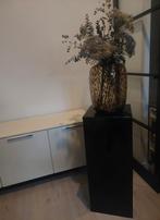 Prachtige sokkel met vaas zonder bloemen, Huis en Inrichting, Woonaccessoires | Zuilen en Pilaren, Ophalen of Verzenden