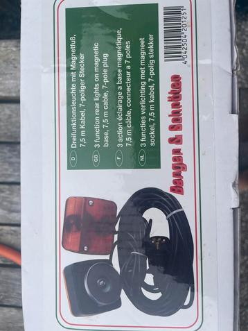 Magneet lichten aanhangwagen beschikbaar voor biedingen