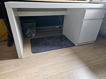 Ikea Malm Bureau - afbeelding 1