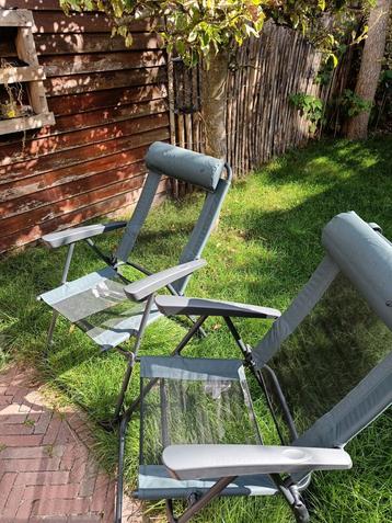 Kampeerstoelen Decathlon  beschikbaar voor biedingen