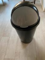 Zwarte prullenbak, Ophalen, Zo goed als nieuw, Metaal, Minder dan 50 cm