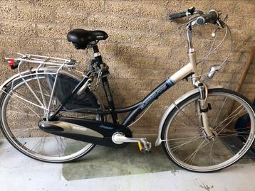 Batavus fiets met 7 versnellingen in prima staat beschikbaar voor biedingen
