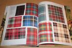 Highland clans and tartans., Boeken, Ophalen of Verzenden, Gelezen, Europa