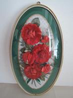 Grote lijst met rozen achter bol kunststof, Antiek en Kunst, Ophalen of Verzenden