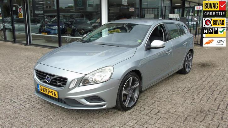 Volvo V60 1.6 T3 R-Design, Auto's, Volvo, Te koop, V60, ABS, Airbags, Airconditioning, Boordcomputer, Centrale vergrendeling, Climate control