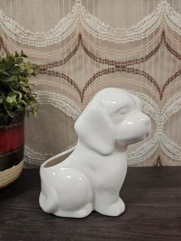 Wit vintage bloempot hondje retro witte bloempot  beschikbaar voor biedingen