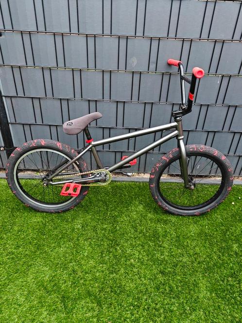 Wethepeople Curse BMX Custom, Fietsen en Brommers, Fietsen | Crossfietsen en BMX, Gebruikt, 20 tot 24 inch, Staal, Stuur 360° draaibaar