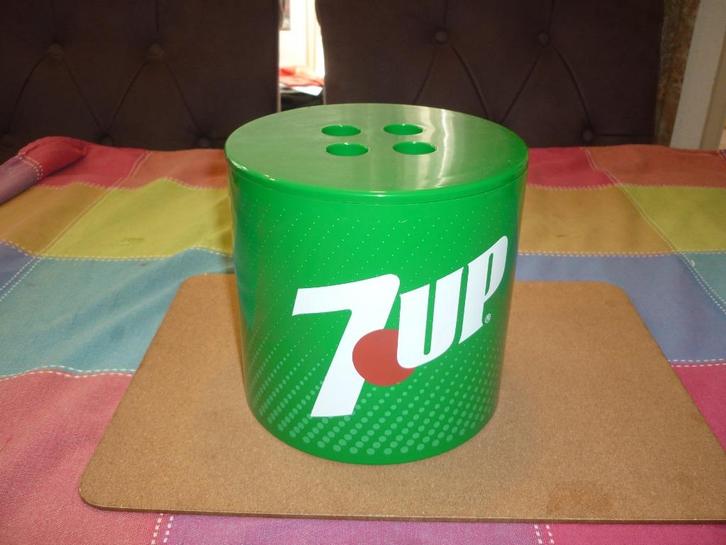 Mooie 7up icebucket in zeer goede staat, Verzamelen, Merken en Reclamevoorwerpen, Zo goed als nieuw, Gebruiksvoorwerp, Ophalen of Verzenden