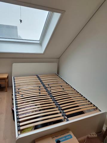 Ikea Malm bed 140x200 wit met lattenbodem - afbeelding 3