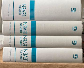 Leren en leven beschikbaar voor biedingen