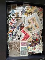 Doosje Kilowaar zonder papier, Postzegels en Munten, Postzegels | Volle albums en Verzamelingen, Ophalen of Verzenden, Buitenland