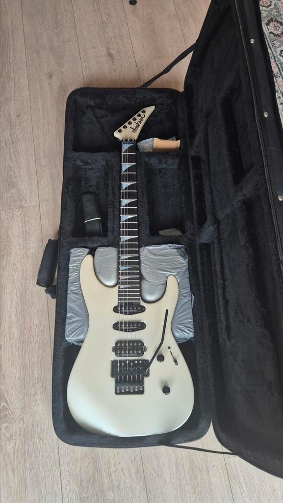 Jackson SL3 American Soloist HSS pearl white - zgan!, Muziek en Instrumenten, Snaarinstrumenten | Gitaren | Elektrisch, Zo goed als nieuw