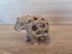 Olifant van met baby in de buik speksteen, Ophalen of Verzenden, Zo goed als nieuw, Dier