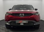 Mazda MX-30 e-SkyActiv 145 First Edition 36 kWh Half leder,, Auto's, Mazda, 145 pk, Gebruikt, Lichtsensor, Leder en Stof