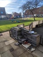 Gratis op te halen: 15m2 terrastegels in Tiel, Tuin en Terras, Gebruikt, Ophalen of Verzenden, 10 m² of meer, Beton