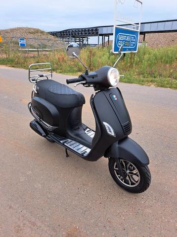 Gts toscana scooter beschikbaar voor biedingen