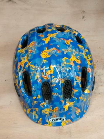 Abus verstelbare kinderhelm beschikbaar voor biedingen