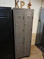 Nieuw geschilderde metalen industriële locker kast in grijs, Huis en Inrichting, Ophalen