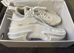 Jordan 36 Low Pure Money, Ophalen of Verzenden, Zo goed als nieuw, Wit