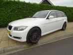 Bmw 3-SERIE 320I HIGH EXECUTIVE-Navi-Pdc-Cruise-Verw stoel-M, Achterwielaandrijving, 4 cilinders, Met garantie (alle), Wit