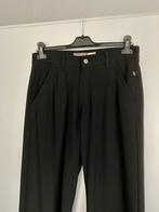 G630 Originele Burberry broek Mt. W31=M-38/40 pantalon, Kleding | Dames, Broeken en Pantalons, Maat 38/40 (M), Zwart, Ophalen of Verzenden