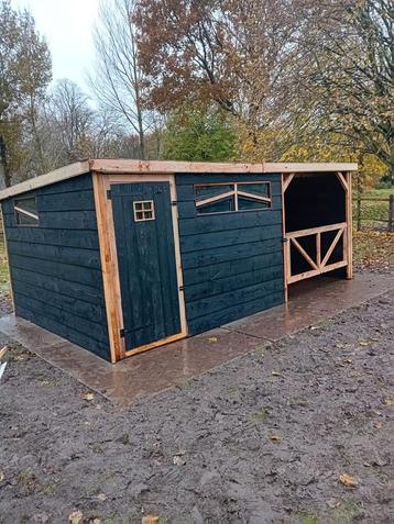 Schuilstal de luxe, 3x5m beschikbaar voor biedingen