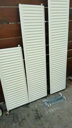 3 stuks radiator, Doe-het-zelf en Verbouw, Ophalen, Gebruikt, Radiator, 30 tot 80 cm