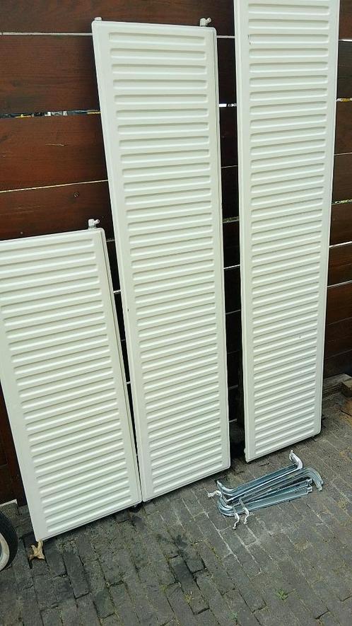 3 stuks radiator, Doe-het-zelf en Verbouw, Verwarming en Radiatoren, Gebruikt, Radiator, 30 tot 80 cm, Ophalen
